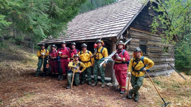 Minnesota Firefigters Battling Oregon Wildfires 