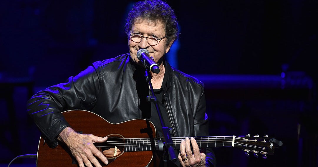 Country Star And Hit Elvis Songwriter Mac Davis Dies At 78 - CBS Texas