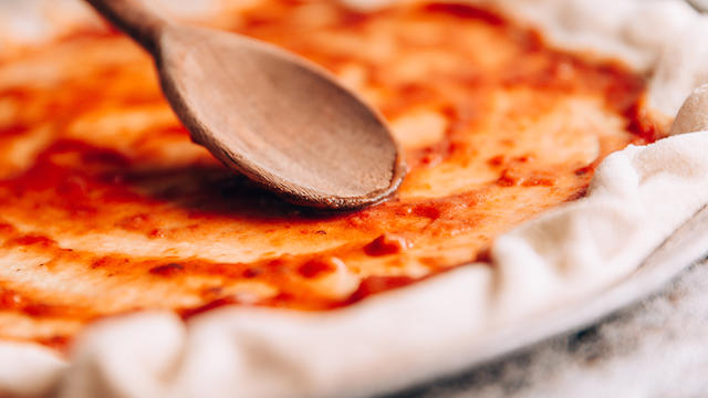 pizza-dough-sauce.jpg 