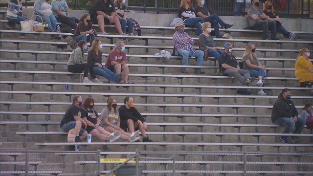 HIGH SCHOOL FOOTBALL 10 PKG.transfer_frame_1548 