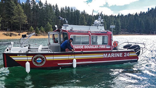 boating-tahoe.jpg 