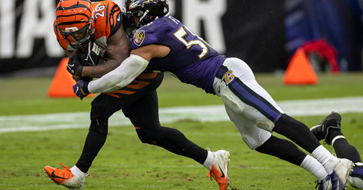 Did Ravens' Marcus Peters hit Bengals' Joe Mixon after tackle?