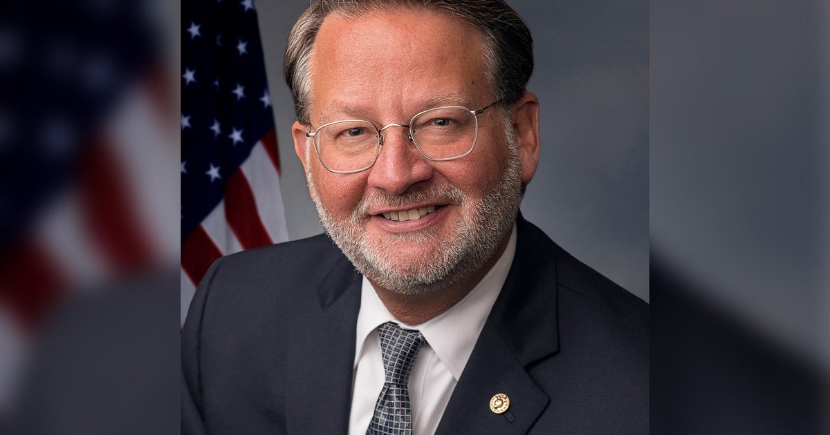 Senator Gary Peters first sitting senator in history to share
