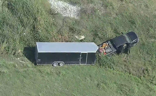Stolen trailer recovered after chase in Garland 