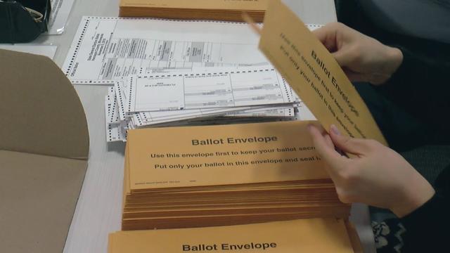 absentee-ballots.jpg 