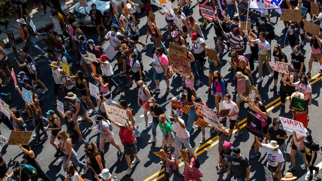Womens-March2.jpg 