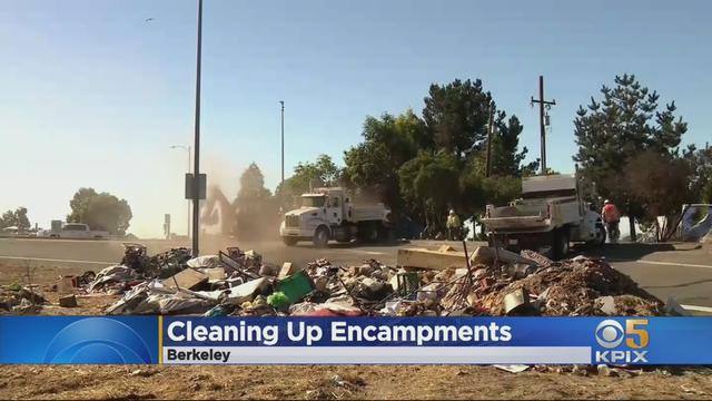homeless-trash-cleanup-berkeley.jpg 
