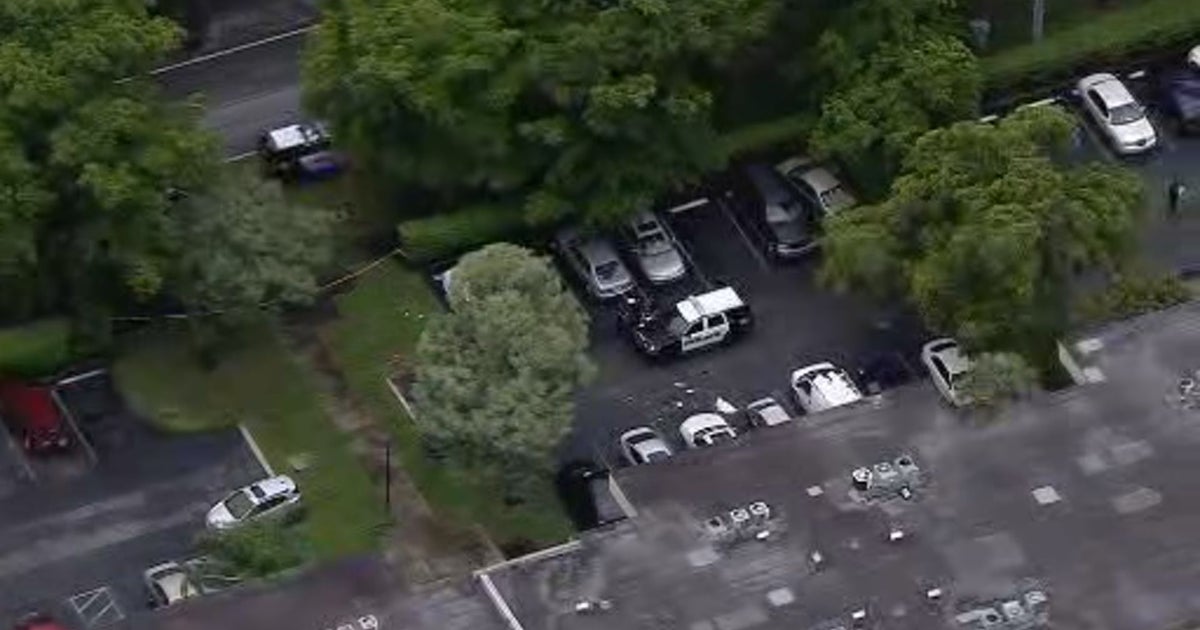 Police: Man Dies After Being Shot By Woman In Hollywood - CBS Miami
