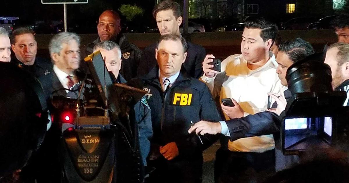 Inside the FBI's race to stop Austin, Texas, bombing spree - CBS News