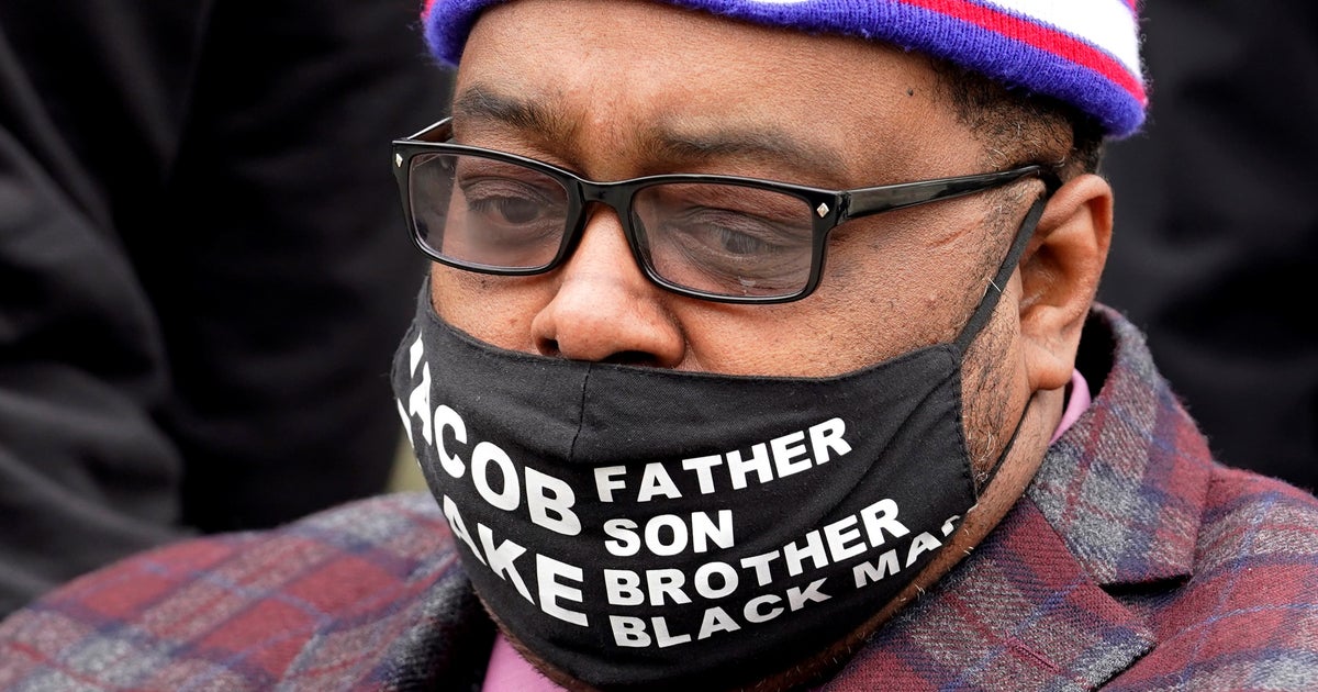 Families Of Police Shooting Victims Rally Voters In Chicago - CBS Chicago