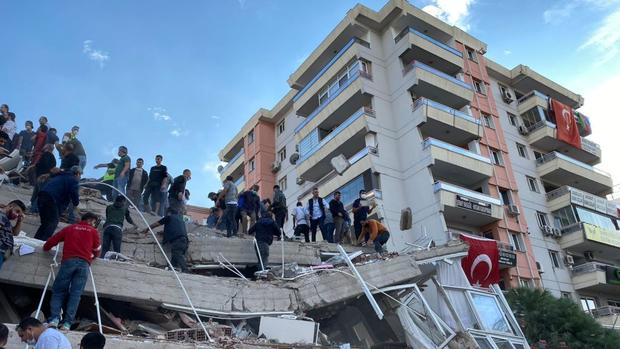 Magnitude 6.6 quake shakes Turkey's Aegean Sea coast 