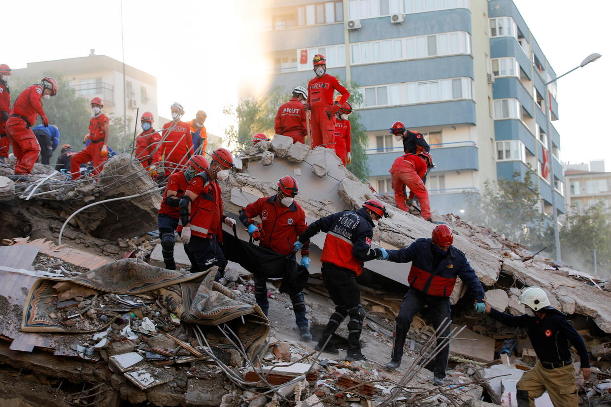 Turkey Races Against Time To Find Survivors Trapped Under Rubble By