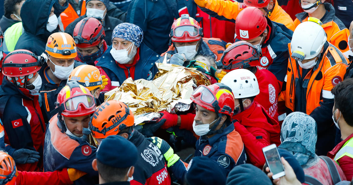 Little girl rescued from rubble after 65 hours in Turkey as earthquake  death toll hits 91 - CBS News