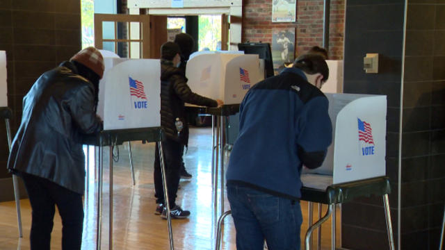 election-day-voting-baltimore-camden-yards-11.3.20.jpg 