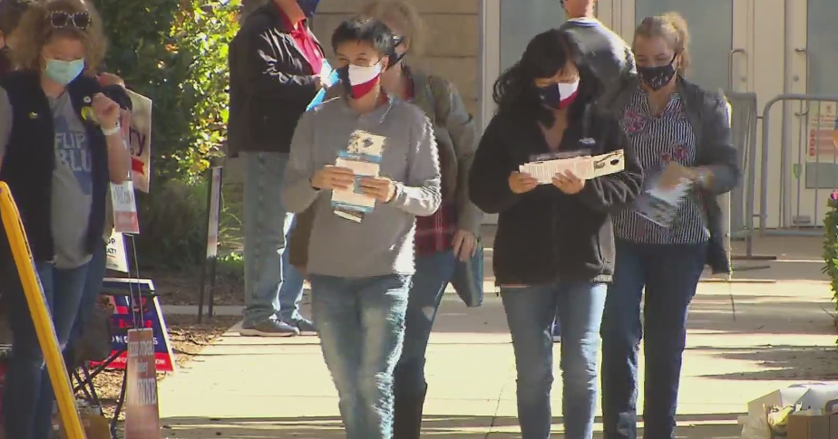 Lines To Vote Not Too Long In Collin County Where 85 Cast Ballots Early CBS Texas