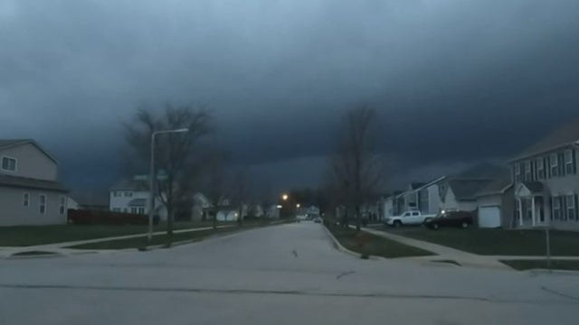 YorkvilleStormClouds.jpg 