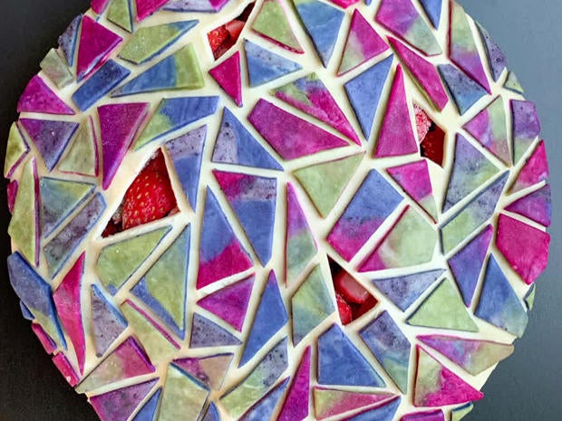 Pie art: One baker's delectable designs - CBS News