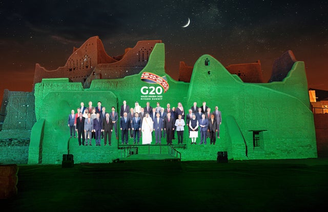 Family Photo composite for annual G20 Leaders' Summit in Diriyah 