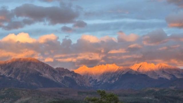 cbsn-fusion-reconsidering-a-colorado-mountains-controversial-name-thumbnail-592926-640x360.jpg 