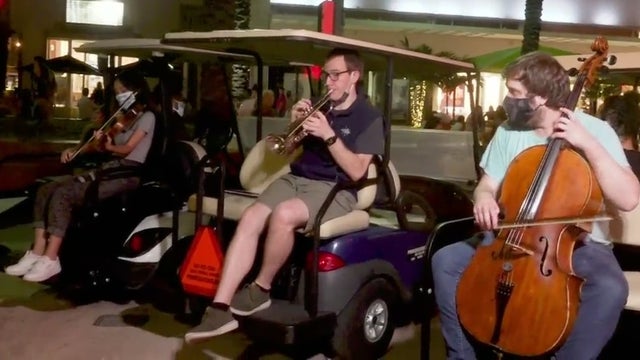 Musicians-On-Golf-Carts-.jpg 