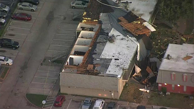 Arlington-Texas-Tornado-Damage-15.jpg 