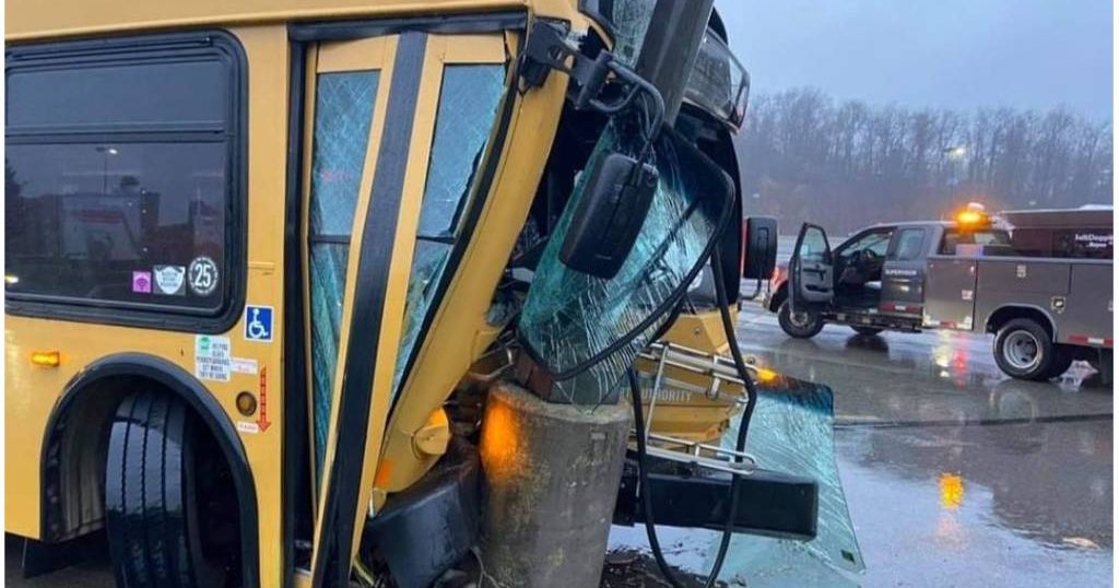Port Authority Bus Driver Taken To Hospital After Crashing Into Light ...