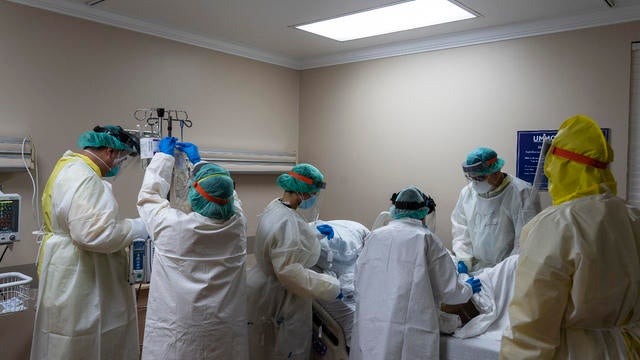 cbsn-fusion-us-breaks-record-of-200000-new-coronavirus-cases-highest-since-pandemic-started-thumbnail-600361-640x360.jpg 