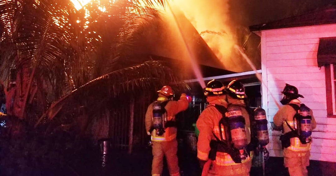 Early-Morning House Fire Displaces 2 Adults In NE Miami - CBS Miami