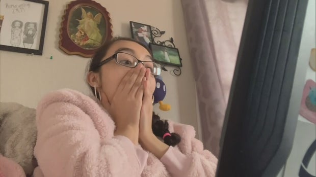 SCHOLARSHIP TEEN 10PKG.transfer_frame_2231 