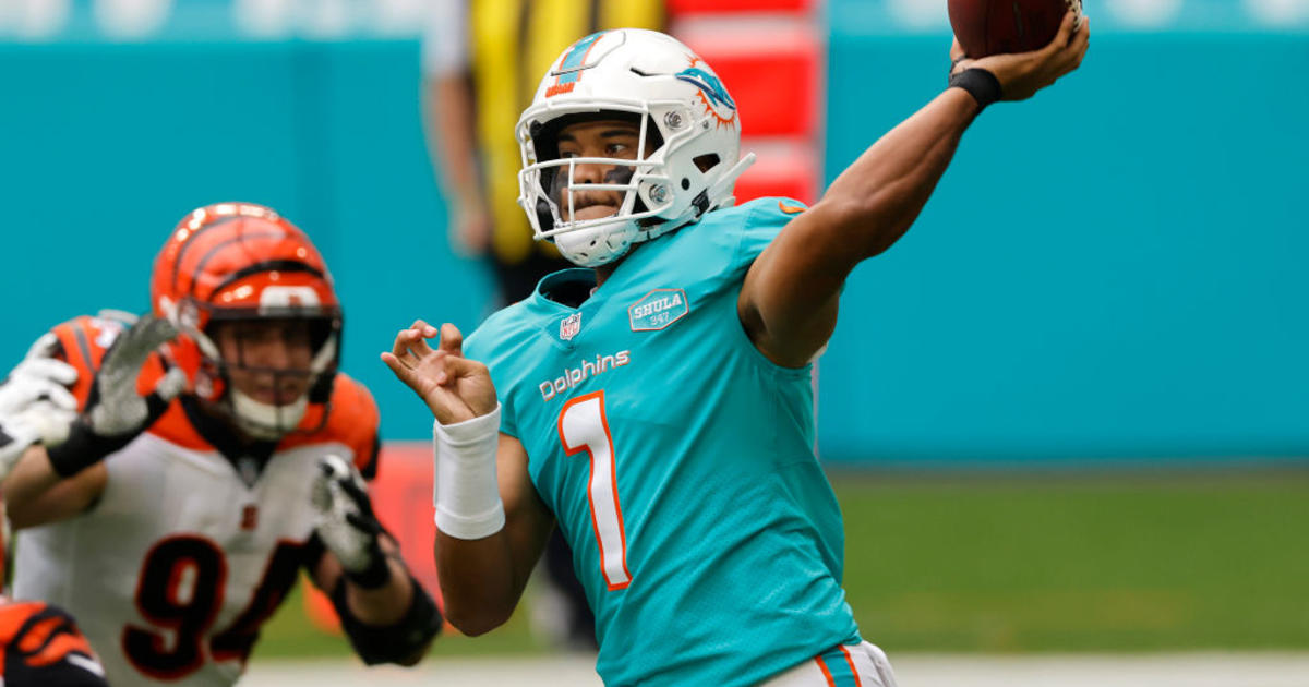 Tua, Dolphins rally past Bengals in heated matchup