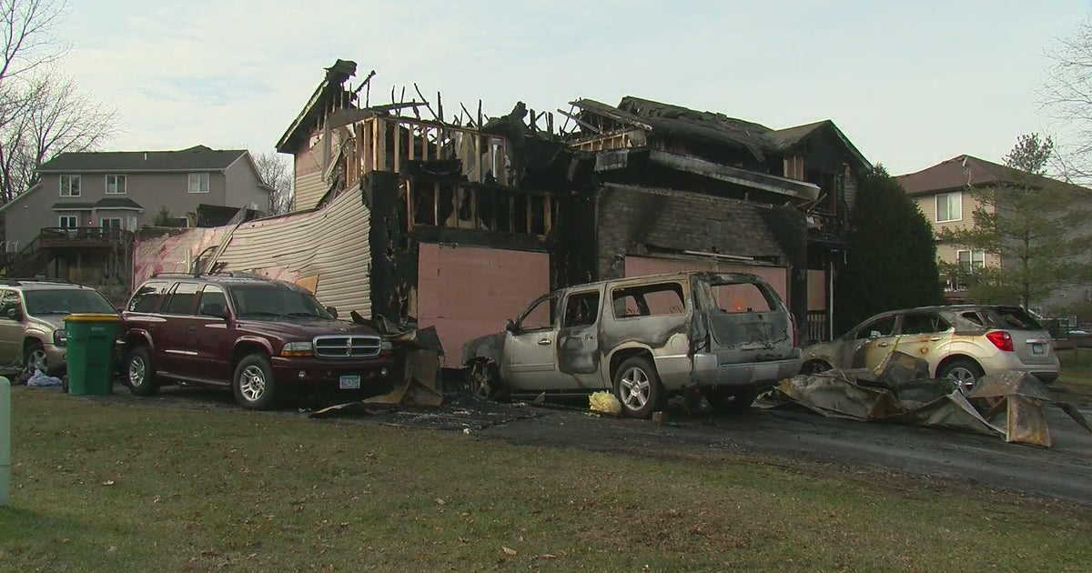 Lakeville Community Pitches In After Fire Destroys Home For Family Of