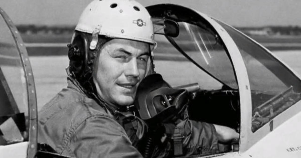 Legendary Pilot Chuck Yeager, First To Break Sound Barrier, Dies At 97 ...