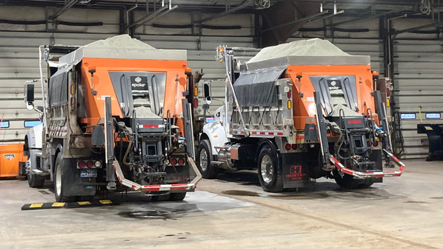 salt-trucks.png 