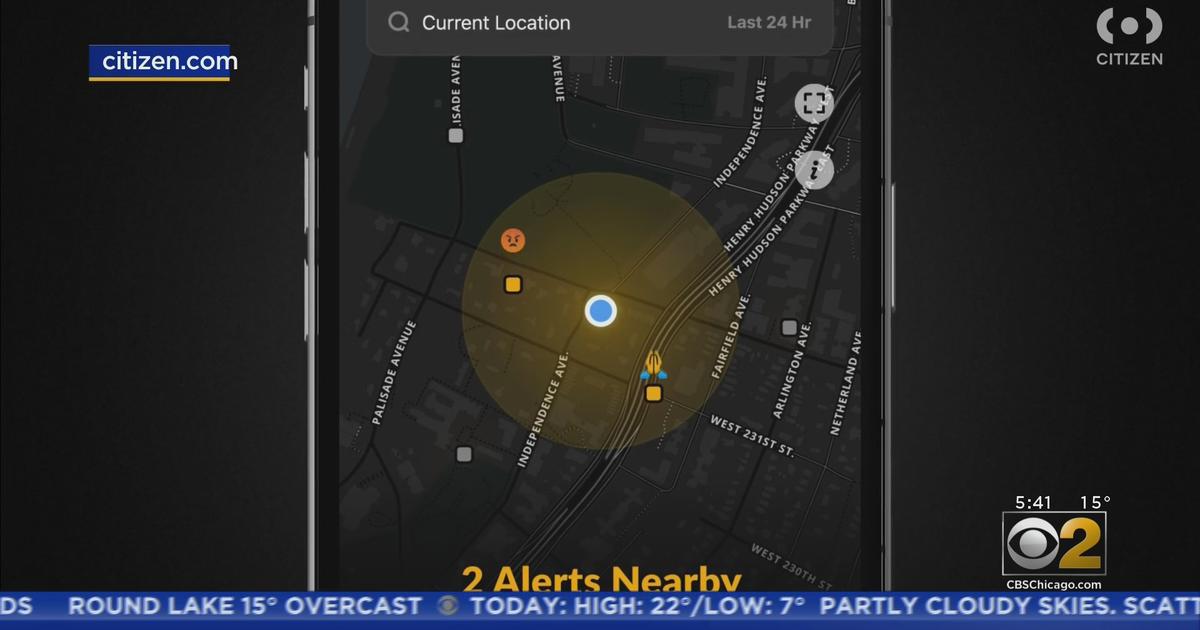 Citizen App Aims To Connect And Protect South Shore Business Owners - CBS  Chicago