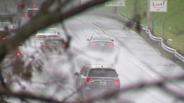 interstate-83-baltimore-traffic-highway-rain-commuting-driving-generic-12.24.20.jpg 