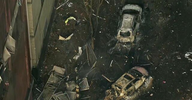 FBI leads investigation into explosion in downtown Nashville - CBS News