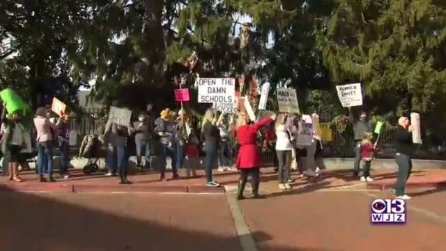 Reopen-Maryland-schools-protest.jpg 