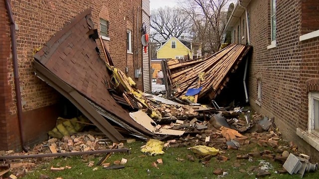 SouthChicagoRoofCollapse.jpg 