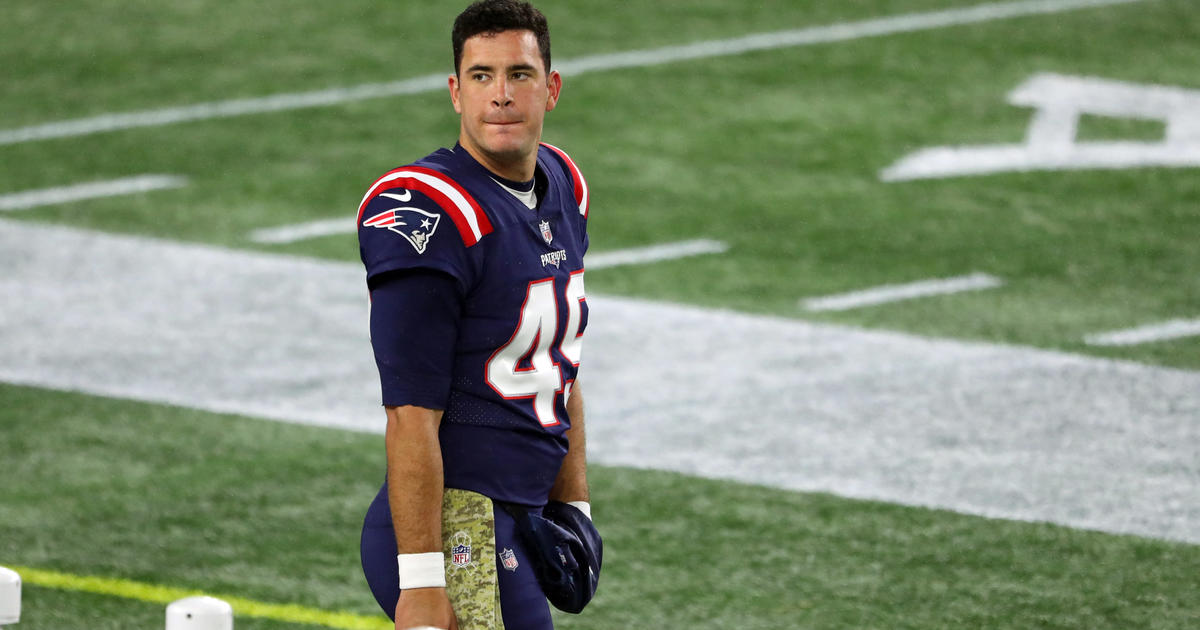 Long Snapper Joe Cardona On Playing For New England Patriots: 'I Never  Thought I'd Be In The NFL' - CBS Boston