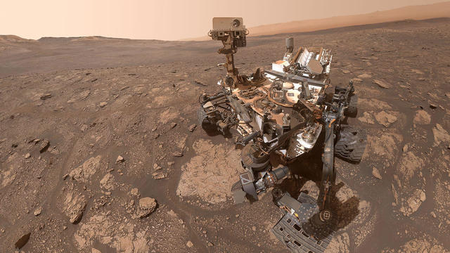 Space Mars Rover Selfies 