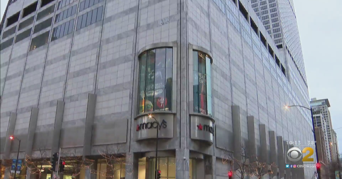 Macy's Closing Chicago's Mag Mile Store
