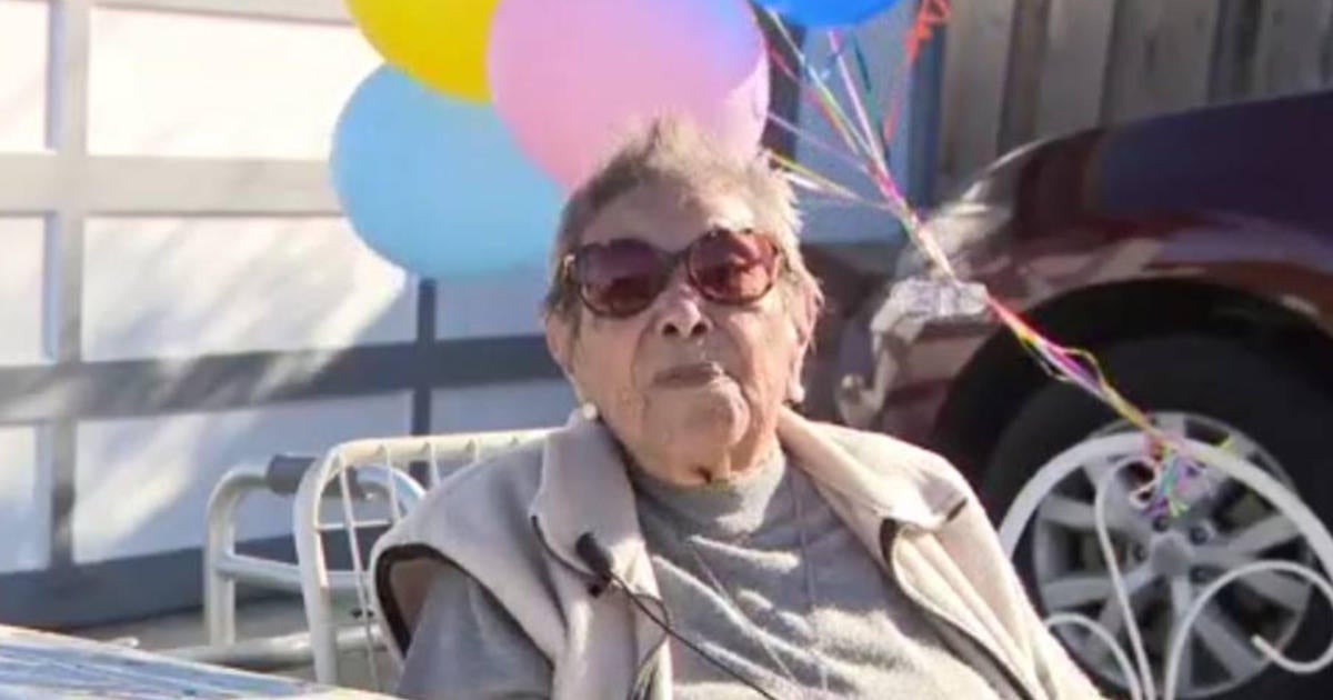 Better Together Community Helps Santa Clara Woman Celebrate Her 107th Birthday Cbs San Francisco