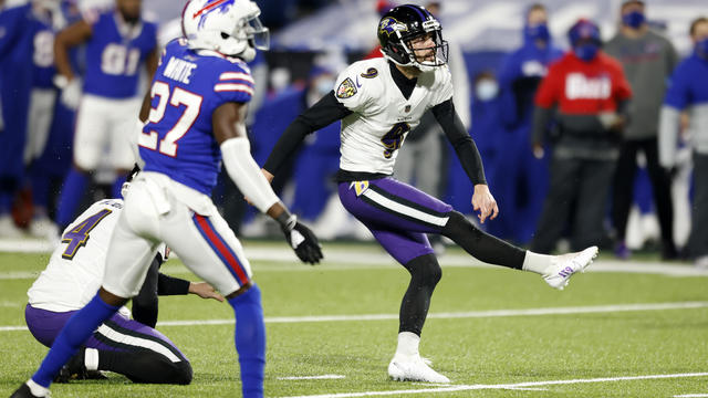 Ravens' Justin Tucker misses two field goals under 50 yards in the same  game for first time in career 