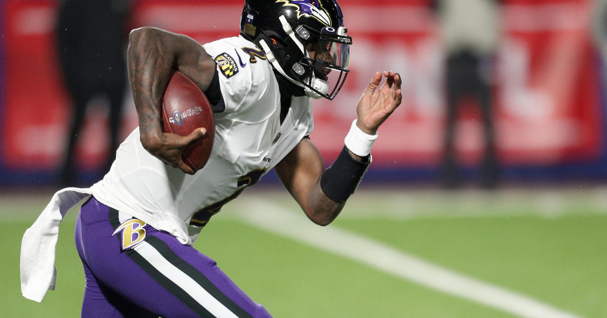 Huntley's fumble ends Ravens' season with Jackson back home