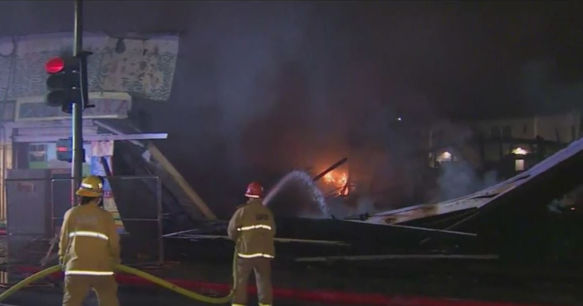 Large Fire Rips Through Commercial Building In South LA's Hyde Park ...