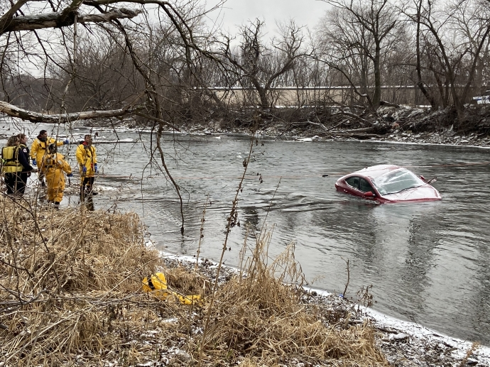 Des Plaines River Vehicle 