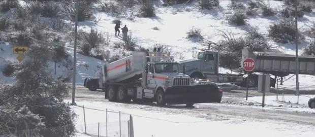 snow plows 15 Freeway Cajon Pass 
