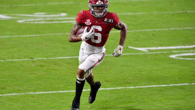 DeVonta Smith wants to run it back with Tua, even has an advocate in  Dolphins coach Flores