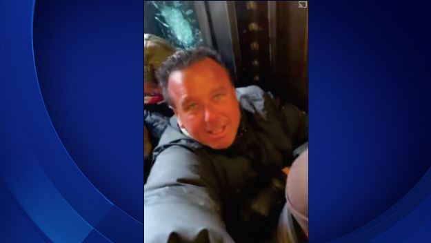 Huntington Beach Man Mark Simon Arrested In Capitol Riot - CBS Los Angeles