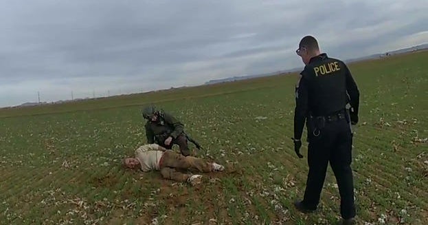 Watch: 2 Arizona inmates recaptured after days on the run - CBS News
